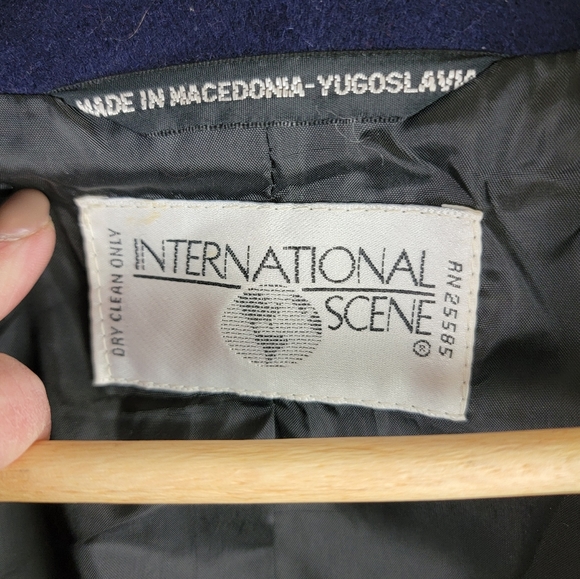 Vintage International Scene Burgundy Felt Wool Full Zip Coat Women's Size XL - Picture 4 of 16